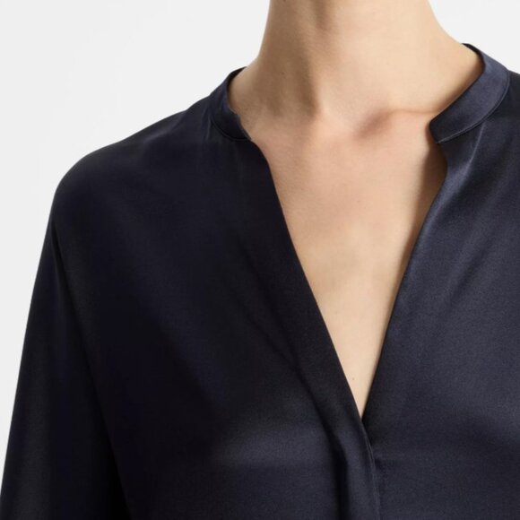 NWT Vince Silk Band-Collar Blouse, size XL - Picture 2 of 9